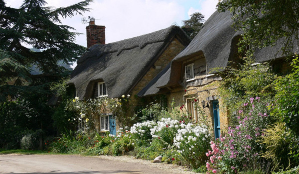 Thatched Cottages in the Cotswalds