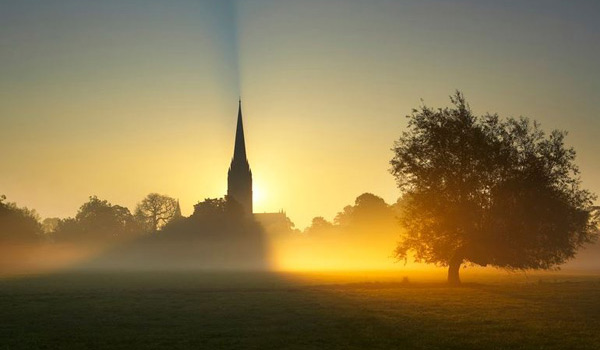 Salisbury Cathedral rises from the surrounding counytryside in dramatic fashion