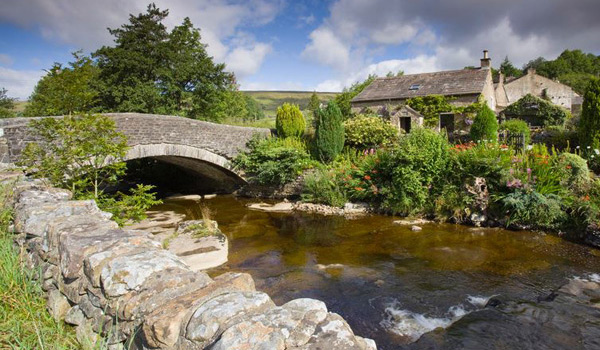 Wonderful Vistas await at Yorkshire Dales National Park - a true walker's heaven