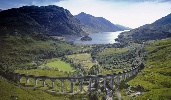 The spectacular Glenfinnan Viaduct near Fort William
