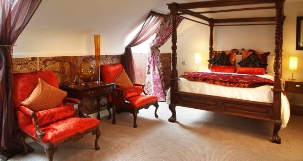 Clontarf Castle – Room2
