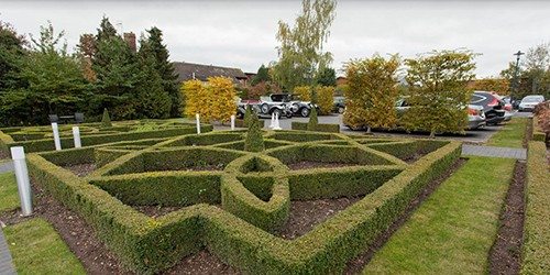 8-arden-hotel-stratford-garden