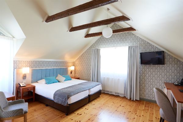 fosshotel-eastfjords-superior-double-room-(30) (1)