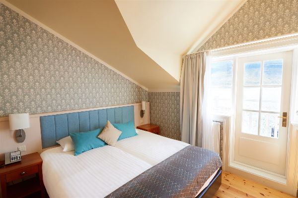 fosshotel-eastfjords-superior-double-room-(9) (1)