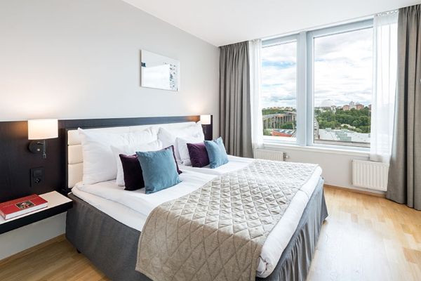 room-double-bed-clarion-hotel-stockholm