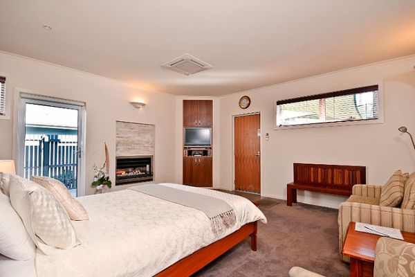 c84657_133c7c25f86940fdb6afd053687f871f