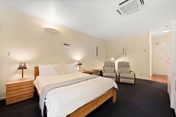 c84657_1a8a13c99da645df8fa590bc210fb60d