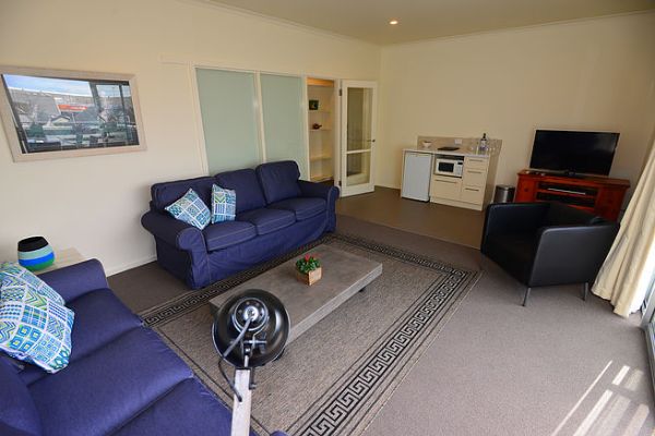 c84657_7b6bdafa77d24314b253617db595125b