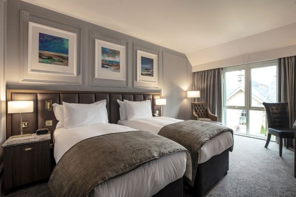 VS_Laurel_Twin_765031719 (1)